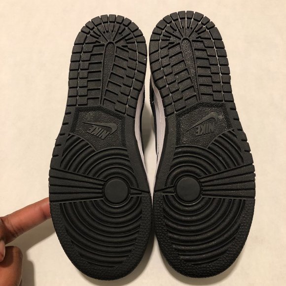 Nike Dunk Low - Picture 4 of 5